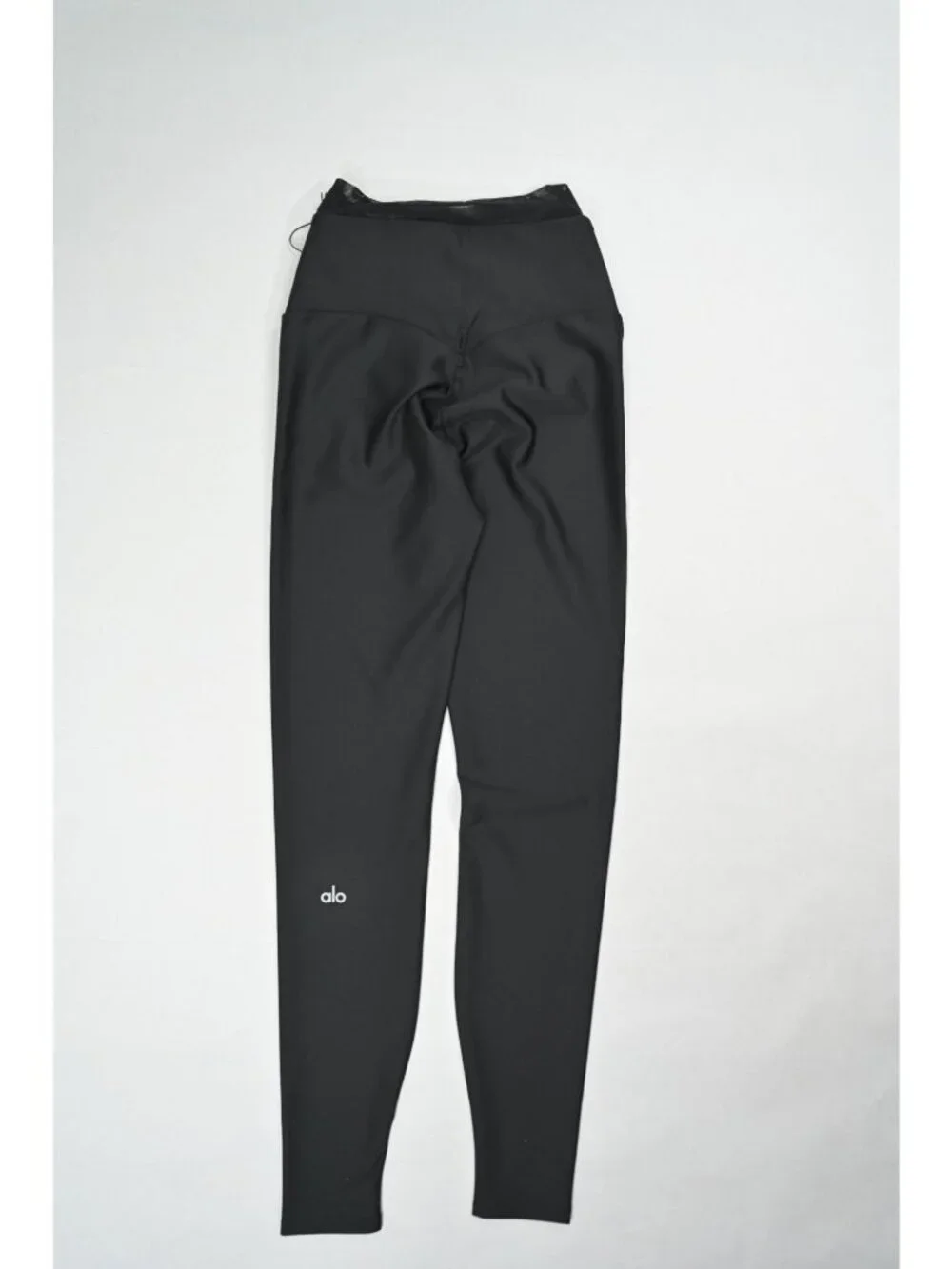 ALO Yoga Airlift Mesh High-Waist Divine Leggings W54179R in Black